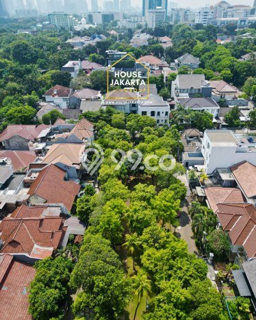 Siap Huni Rumah Mewah 5 Kamar di Kebayoran Baru Dekat ke Mana Saja Siap Huni Rumah Mewah 5 Kamar di Kebayoran Baru Dekat ke Mana Saja