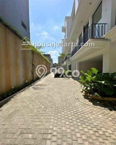 Dijual Rumah Premium dengan Fasilitas Sekitar Komplit di Kebayoran Baru, Jakarta Selatan Dijual Rumah Premium dengan Fasilitas Sekitar Komplit di Kebayoran Baru, Jakarta Selatan