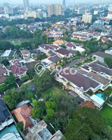 Jarang Ada! Tanah di Menteng Punya Luas 996m2 SHM Jarang Ada! Tanah di Menteng Punya Luas 996m2 SHM