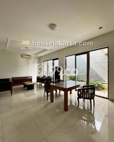 Rumah Cantik Siap Pakai Di Kebayoran Baru Luas 400m2 Aman Rumah Cantik Siap Pakai Di Kebayoran Baru Luas 400m2 Aman