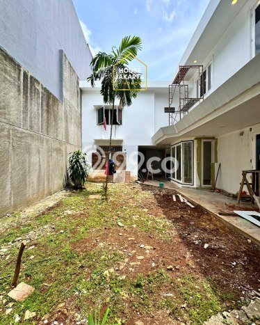 Rumah Modern Disewakan di Kebayoran Baru Jakarta Selatan Area Sangat Strategis Rumah Modern Disewakan di Kebayoran Baru Jakarta Selatan Area Sangat Strategis