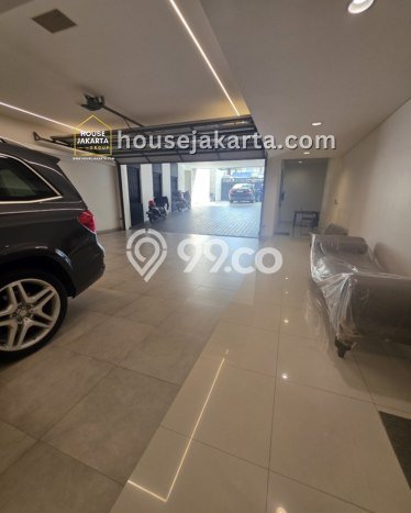 Sewa Rumah Premium di Menteng Jakarta Pusat Harga Rp 3 Miliar/ Tahun Sewa Rumah Premium di Menteng Jakarta Pusat Harga Rp 3 Miliar/ Tahun