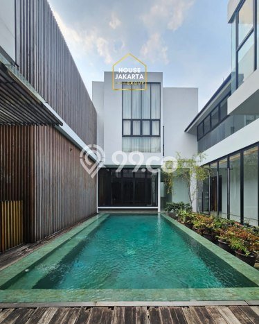 Siap Huni Hunian Elit 7 Kamar di Kebayoran Baru Dekat ke Mana Saja Siap Huni Hunian Elit 7 Kamar di Kebayoran Baru Dekat ke Mana Saja