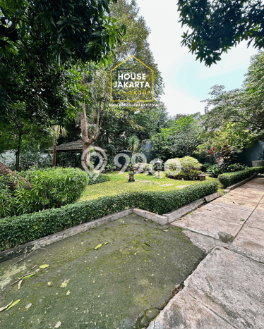 Hunian Eksklusif Siap Huni LT 1065m2 di Kebayoran Baru, Jakarta Selatan Hunian Eksklusif Siap Huni LT 1065m2 di Kebayoran Baru, Jakarta Selatan