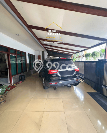 Siap Huni Hunian Elit 4 Kamar di Kebayoran Baru Dekat ke Mana Pun Siap Huni Hunian Elit 4 Kamar di Kebayoran Baru Dekat ke Mana Pun