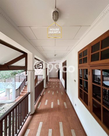 For Sale! Luxury House LT 1800m2 Desain Elegan di Kemang For Sale! Luxury House LT 1800m2 Desain Elegan di Kemang