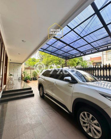 Rumah Luxury Modern Tanpa Renovasi di Cideng Jakarta Pusat Rumah Luxury Modern Tanpa Renovasi di Cideng Jakarta Pusat