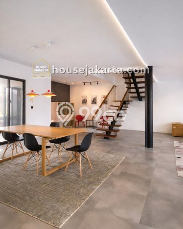 Rumah Luxury Modern Siap Huni di Cipete Jakarta Selatan Rumah Luxury Modern Siap Huni di Cipete Jakarta Selatan