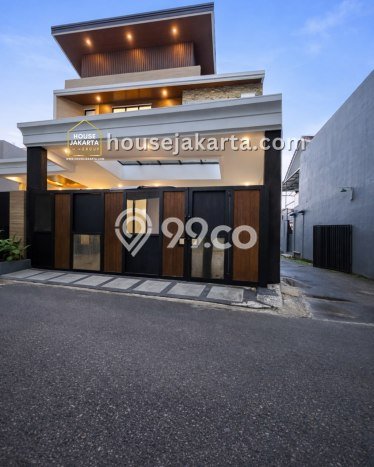 Ready to Use! Premium House LT 307m2 Desain Elegan di Radio Dalam Ready to Use! Premium House LT 307m2 Desain Elegan di Radio Dalam