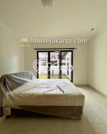 Rumah Cantik Siap Pakai Di Kebayoran Baru Luas 400m2 Aman Rumah Cantik Siap Pakai Di Kebayoran Baru Luas 400m2 Aman