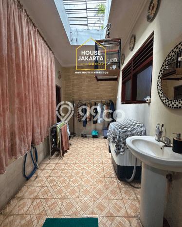 Siap Huni Hunian Elit 4 Kamar di Kebayoran Baru Dekat ke Mana Pun Siap Huni Hunian Elit 4 Kamar di Kebayoran Baru Dekat ke Mana Pun