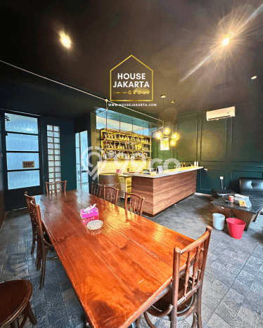 Hunian Eksklusif Siap Huni LT 1065m2 di Kebayoran Baru, Jakarta Selatan Hunian Eksklusif Siap Huni LT 1065m2 di Kebayoran Baru, Jakarta Selatan