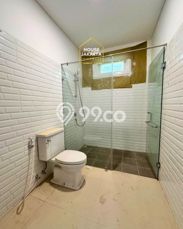 Rumah Modern Disewakan di Kebayoran Baru Jakarta Selatan Area Sangat Strategis Rumah Modern Disewakan di Kebayoran Baru Jakarta Selatan Area Sangat Strategis