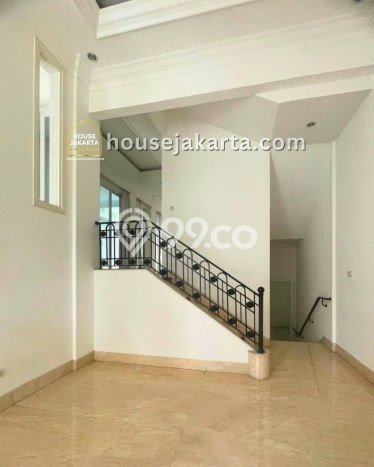 Dijual Hunian Mewah dengan Fasilitas Sekitar Komplit di Kebayoran Baru, Jakarta Selatan Dijual Hunian Mewah dengan Fasilitas Sekitar Komplit di Kebayoran Baru, Jakarta Selatan