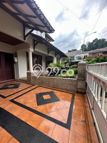 Sewa Rumah Murah di Bintaro Tangerang Selatan dengan 5 KT Sewa Rumah Murah di Bintaro Tangerang Selatan dengan 5 KT