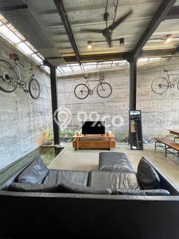 Rumah Elit Modern Siap Huni di Bintaro Tangerang Selatan Rumah Elit Modern Siap Huni di Bintaro Tangerang Selatan