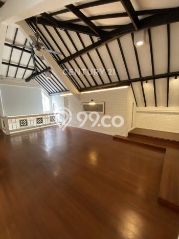 Sewa Rumah Nyaman di Pondok Indah LT 412m2 / LB 450m2 Siap Huni Sewa Rumah Nyaman di Pondok Indah LT 412m2 / LB 450m2 Siap Huni
