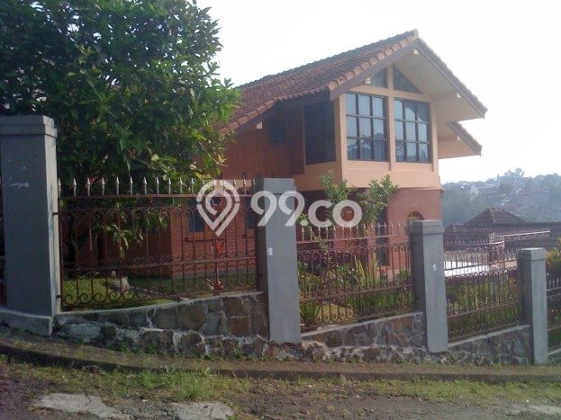 Jual Rumah Mewah Elegan Dengan View Cantik di Dago, Bandung Jual Rumah Mewah Elegan Dengan View Cantik di Dago, Bandung