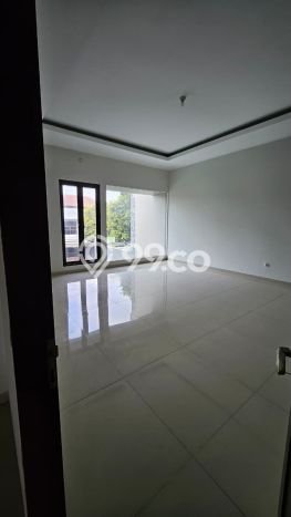 Rumah Mewah Siap Huni LT 350m2 di Batununggal, Bandung Rumah Mewah Siap Huni LT 350m2 di Batununggal, Bandung