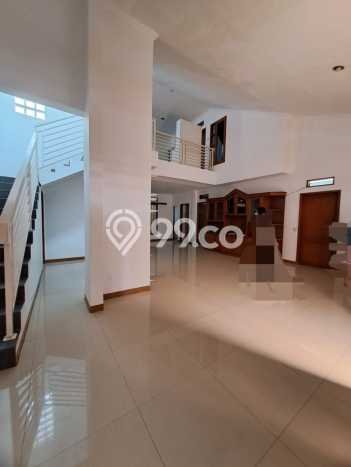 Rumah Modern 5 KT LT 158m2 di Pasteur Rumah Modern 5 KT LT 158m2 di Pasteur