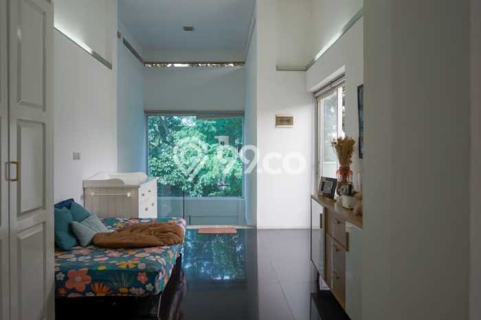 Rumah Mewah LB 100m2 Siap Huni Desain Elegan di Sayap Dago, Bandung Rumah Mewah LB 100m2 Siap Huni Desain Elegan di Sayap Dago, Bandung