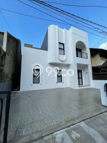 Rumah Luas Asri 4 KT Siap Huni di Setiabudi Bandung Rumah Luas Asri 4 KT Siap Huni di Setiabudi Bandung