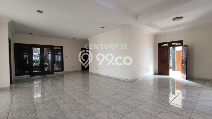 Disewakan Cepat Rumah Kondisi Bagus di Area Mampang Prapatan, Jakarta Selatan Disewakan Cepat Rumah Kondisi Bagus di Area Mampang Prapatan, Jakarta Selatan