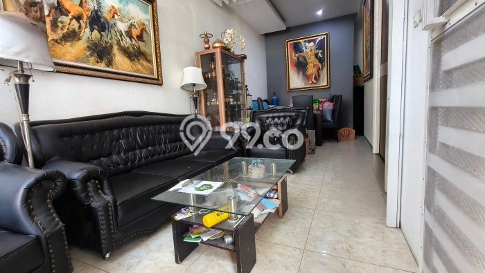 Jual Rumah Mewah Elegan Dengan View Cantik di Pulo Asem, Jakarta Timur Jual Rumah Mewah Elegan Dengan View Cantik di Pulo Asem, Jakarta Timur