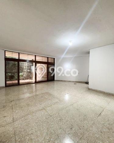 For Sale! Premium House LT 606m2 Desain Elegan di Pondok Indah For Sale! Premium House LT 606m2 Desain Elegan di Pondok Indah