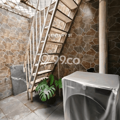 For Sale Hunian Rumah Terawat 2 KT di Sektor 4 - Bintaro, Jakarta Selatan For Sale Hunian Rumah Terawat 2 KT di Sektor 4 - Bintaro, Jakarta Selatan