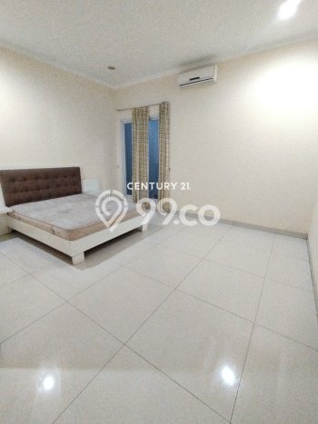 For Sale! Luxury House LT 250m2 Desain Modern di Sektor 9-Bintaro For Sale! Luxury House LT 250m2 Desain Modern di Sektor 9-Bintaro