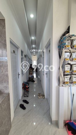 Siap Huni Rumah Mewah 30 Kamar di Kebon Jeruk Dekat ke Mana Pun Siap Huni Rumah Mewah 30 Kamar di Kebon Jeruk Dekat ke Mana Pun