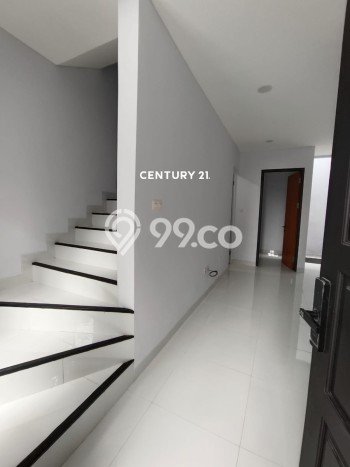 Dijual Cepat Rumah Bagus Siap Huni LB 115m2 di Jagakarsa, Jakarta Selatan Dijual Cepat Rumah Bagus Siap Huni LB 115m2 di Jagakarsa, Jakarta Selatan