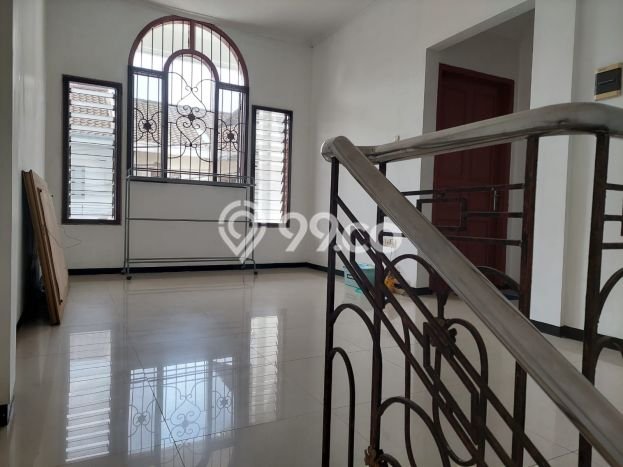 Hunian Nyaman Asri 3 KT Siap Pakai di Kalisari Surabaya Hunian Nyaman Asri 3 KT Siap Pakai di Kalisari Surabaya
