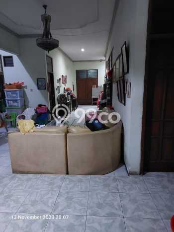 Dijual Rumah Premium dengan Fasilitas Sekitar Komplit di Tambaksari, Surabaya Dijual Rumah Premium dengan Fasilitas Sekitar Komplit di Tambaksari, Surabaya
