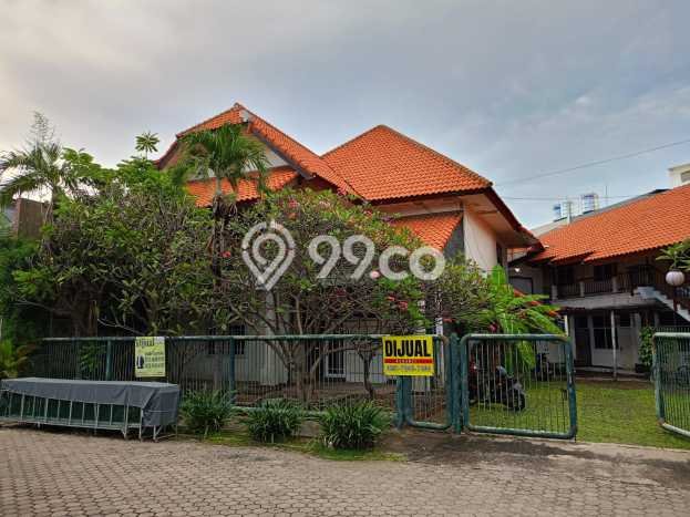 For Sale! Luxury House LT 716m2 Desain Elegan di Jemursari For Sale! Luxury House LT 716m2 Desain Elegan di Jemursari