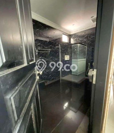 For Sale! Luxury House LT 495m2 Desain Elegan di Dharma Husada For Sale! Luxury House LT 495m2 Desain Elegan di Dharma Husada