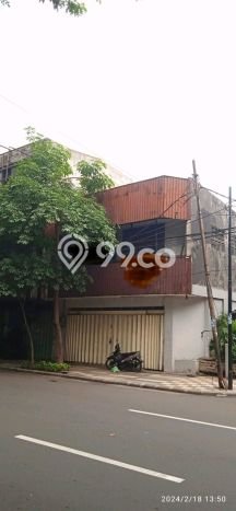 Unit Ruko Dijual di Surabaya LT 38m2 & LB 60m2 Unit Ruko Dijual di Surabaya LT 38m2 & LB 60m2