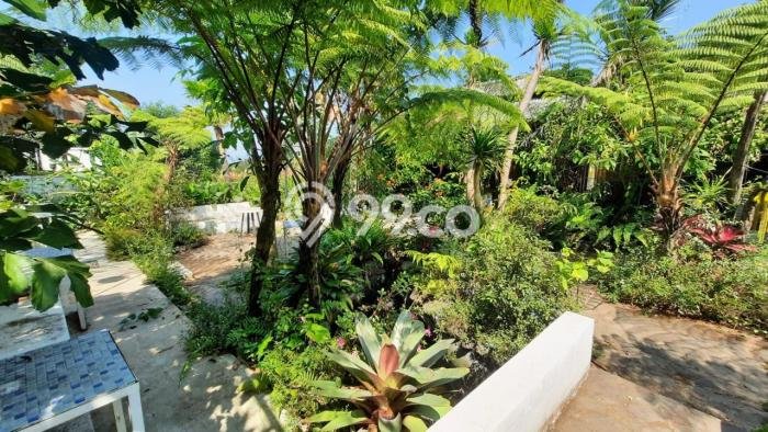 FOR SALE! Vila di , Luas 2360m2m², Lokasi Premium FOR SALE! Vila di , Luas 2360m2m², Lokasi Premium
