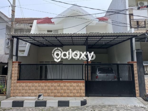 Dijual Rumah 5 Kamar Lokasi Ideal Bagus dan Strategis di Rungkut Dijual Rumah 5 Kamar Lokasi Ideal Bagus dan Strategis di Rungkut