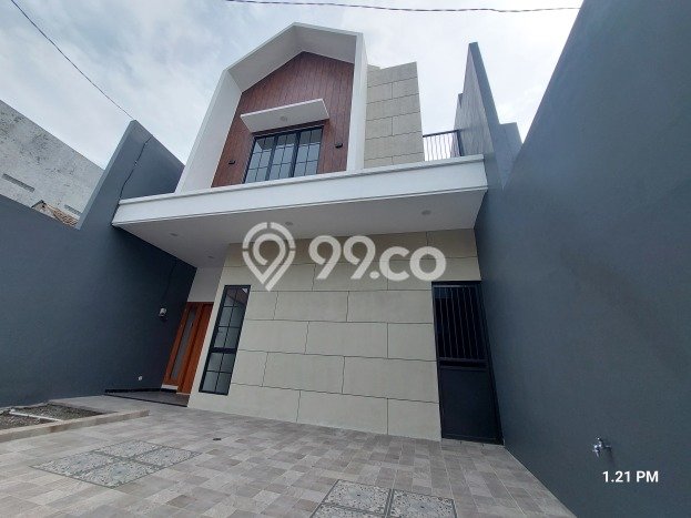 Dijual Rumah 4 Kamar Lokasi Ideal Bagus dan Strategis di Rungkut Dijual Rumah 4 Kamar Lokasi Ideal Bagus dan Strategis di Rungkut