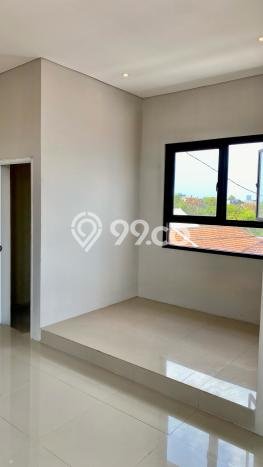 Jual Rumah Bagus Siap Huni LB 250m2 di Waru, Sidoarjo Jual Rumah Bagus Siap Huni LB 250m2 di Waru, Sidoarjo
