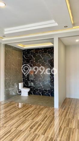 Jual Rumah Bagus Siap Huni LB 250m2 di Waru, Sidoarjo Jual Rumah Bagus Siap Huni LB 250m2 di Waru, Sidoarjo