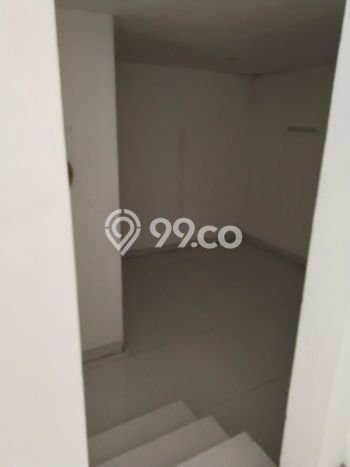 Rumah Luxury Modern Tanpa Renovasi di Meruya Jakarta Barat Rumah Luxury Modern Tanpa Renovasi di Meruya Jakarta Barat