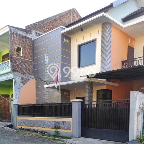 Rumah Kost Dijual di Dau, Malang dengan 7 Kamar Tidur, 2 Kamar Mandi Rumah Kost Dijual di Dau, Malang dengan 7 Kamar Tidur, 2 Kamar Mandi