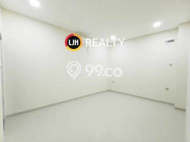 Siap Huni Rumah Mewah 6 Kamar di Batam Kota Dekat ke Mana Saja Siap Huni Rumah Mewah 6 Kamar di Batam Kota Dekat ke Mana Saja