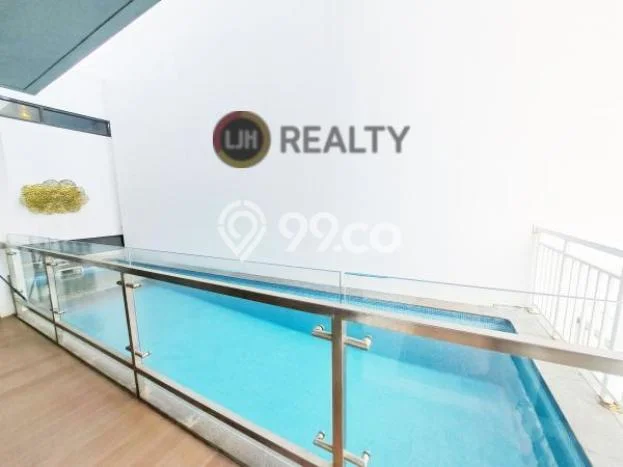 Rumah Eksklusif Dijual LT 303m2 di Batam Kota, Batam Rumah Eksklusif Dijual LT 303m2 di Batam Kota, Batam