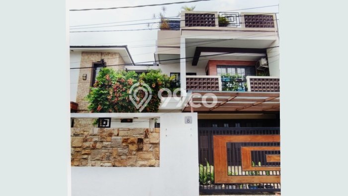 Ready to Use! Luxury House LT 482m2 Desain Modern di Cipulir Ready to Use! Luxury House LT 482m2 Desain Modern di Cipulir