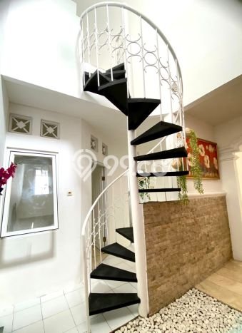 Hunian Nyaman Asri 2 KT Siap Huni di Cibubur Jakarta Timur Hunian Nyaman Asri 2 KT Siap Huni di Cibubur Jakarta Timur