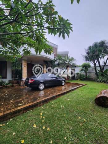 Rumah Elit Modern Siap Huni di Pondok Indah Jakarta Selatan Rumah Elit Modern Siap Huni di Pondok Indah Jakarta Selatan